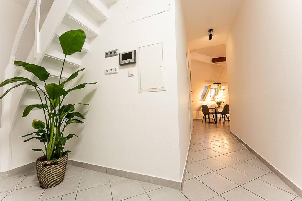Loft Mit Billard-Tisch Und Ps4 Apartment Wuppertal Exterior photo
